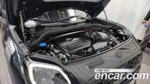 Mini Countryman ALL4 JCW First Edition 2025 года из Южной Кореи