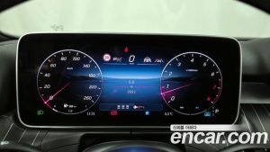 Mercedes-Benz C-Class C200 Avantgarde 2025 года из Южной Кореи