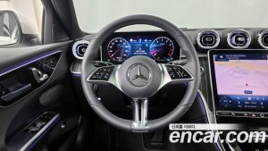 Mercedes-Benz C-Class C200 Avantgarde 2025 года из Южной Кореи