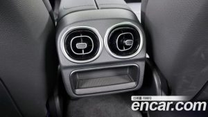 Mercedes-Benz C-Class C200 Avantgarde 2025 года из Южной Кореи