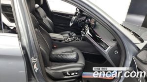 BMW 5-Series 530i M Sport 2023 года из Южной Кореи