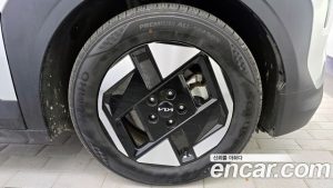 Kia EV3 Standard 2WD 2025 года из Южной Кореи