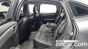 Renault-KoreaSamsung XM3 1.6 E-TECH Inspire 2023 года из Южной Кореи