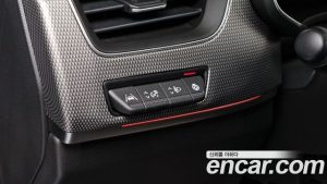 Renault-KoreaSamsung XM3 1.6 E-TECH Inspire 2023 года из Южной Кореи