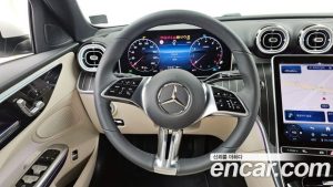 Mercedes-Benz C-Class C200 Avantgarde 2025 года из Южной Кореи