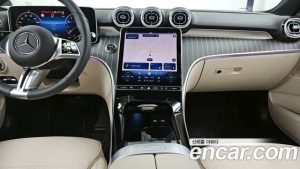 Mercedes-Benz C-Class C200 Avantgarde 2025 года из Южной Кореи