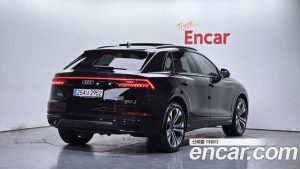 Audi Q8 55 TFSI 4WD Premium 2023 года из Южной Кореи