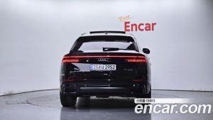 Audi Q8 55 TFSI 4WD Premium 2023 года из Южной Кореи