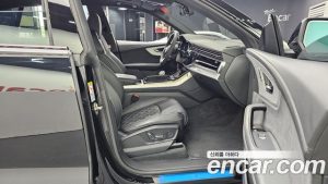 Audi Q8 55 TFSI 4WD Premium 2023 года из Южной Кореи