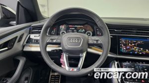 Audi Q8 55 TFSI 4WD Premium 2023 года из Южной Кореи