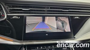 Audi Q8 55 TFSI 4WD Premium 2023 года из Южной Кореи