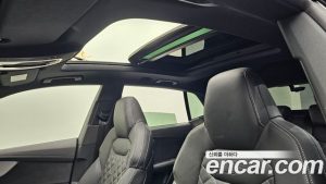Audi Q8 55 TFSI 4WD Premium 2023 года из Южной Кореи
