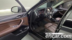 BMW X4 xDrive20i xLine 2024 года из Южной Кореи