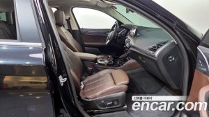 BMW X4 xDrive20i xLine 2024 года из Южной Кореи