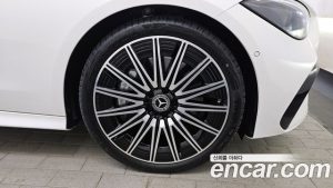 Mercedes-Benz CLE-Class CLE450 4MATIC Coupe 2025 года из Южной Кореи