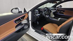 Mercedes-Benz CLE-Class CLE450 4MATIC Coupe 2025 года из Южной Кореи