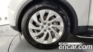 Land Rover Discovery D250 S 2024 года из Южной Кореи