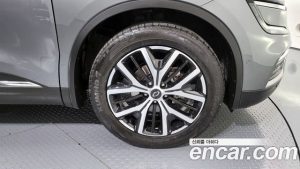 Renault-KoreaSamsung QM6 2.0 GDe RE Signature 2WD 2022 года из Южной Кореи