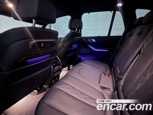 BMW X5 xDrive 40d M Sport Online Exclusive Edition 2025 года из Южной Кореи