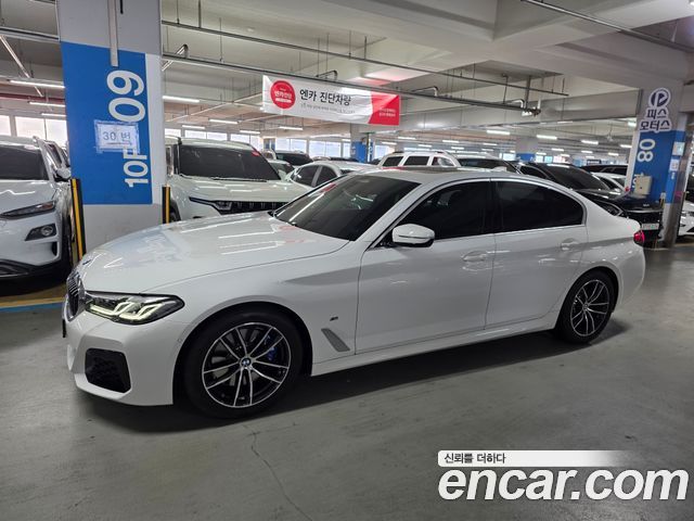 BMW 5-Series 520i M Sport 2023 года из Кореи