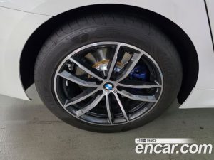 BMW 5-Series 520i M Sport 2023 года из Южной Кореи