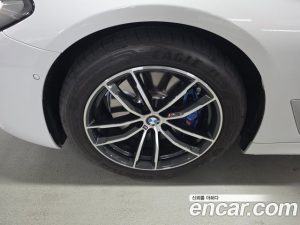 BMW 5-Series 520i M Sport 2023 года из Южной Кореи