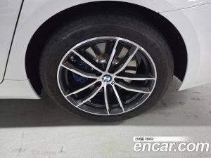 BMW 5-Series 520i M Sport 2023 года из Южной Кореи