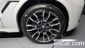BMW X6 xDrive40i M Sport 2024 года из Южной Кореи