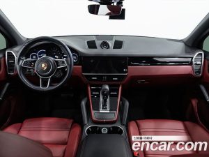Porsche Cayenne 3.0 2023 года из Южной Кореи