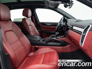 Porsche Cayenne 3.0 2023 года из Южной Кореи