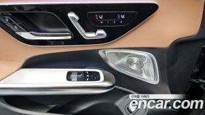 Mercedes-Benz CLE-Class CLE450 4MATIC Coupe 2025 года из Южной Кореи