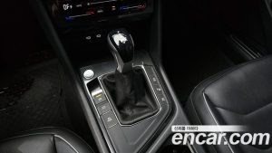 Volkswagen Tiguan 2.0 TDI Prestige 2023 года из Южной Кореи