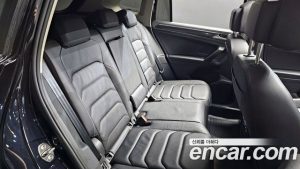 Volkswagen Tiguan 2.0 TDI Prestige 2023 года из Южной Кореи