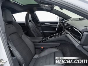 Porsche Panamera 2.9 AWD 2024 года из Южной Кореи