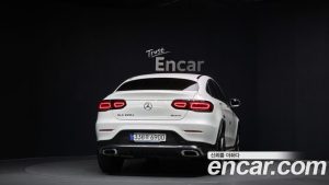 Mercedes-Benz GLC-Class GLC220 d 4MATIC Coupe 2023 года из Южной Кореи