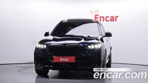 BMW X5 xDrive 40i M Sport 2025 года из Южной Кореи
