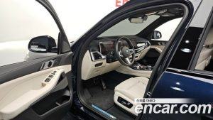 BMW X5 xDrive 40i M Sport 2025 года из Южной Кореи