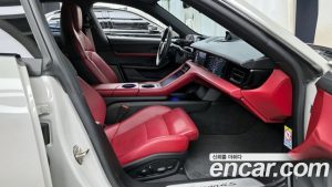 Porsche Taycan 4S 2022 года из Южной Кореи