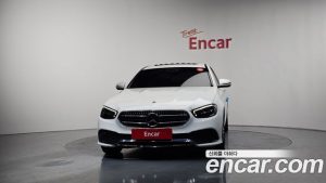 Mercedes-Benz E-Class E250 Avantgarde 2023 года из Южной Кореи