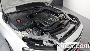 Mercedes-Benz E-Class E250 Avantgarde 2023 года из Южной Кореи