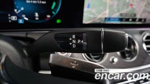 Mercedes-Benz E-Class E250 Avantgarde 2023 года из Южной Кореи