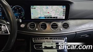 Mercedes-Benz E-Class E250 Avantgarde 2023 года из Южной Кореи