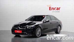 Mercedes-Benz C-Class C300 4MATIC AMG Line 2023 года из Южной Кореи