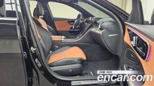 Mercedes-Benz C-Class C300 4MATIC AMG Line 2023 года из Южной Кореи