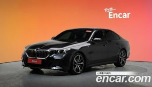 BMW 5-Series 530i xDrive M Sport 2025 года из Южной Кореи