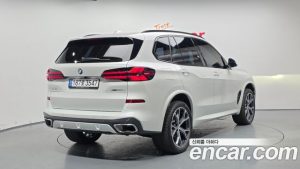 BMW X5 xDrive 30d M Sport 2025 года из Южной Кореи