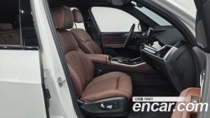 BMW X5 xDrive 30d M Sport 2025 года из Южной Кореи