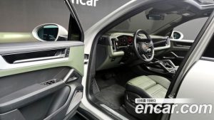 Porsche Cayenne 3.0 2024 года из Южной Кореи
