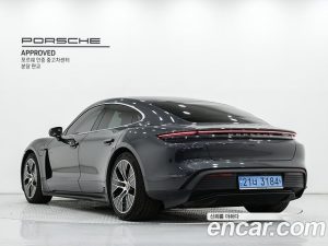 Porsche Taycan Base 2024 года из Южной Кореи