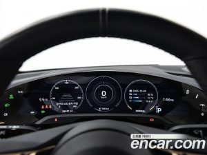 Porsche Taycan Base 2024 года из Южной Кореи